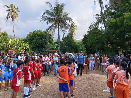 LOMBA ESTAFET BOLA DALAM GELAS & PERMAINAN WARNA KATEGORI  (SD)  DALAM MEMERIAHKAN HUT RI KE -81